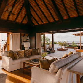 Necker Island - The Great House Master Suite (3)