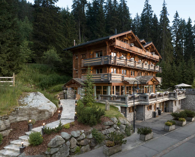 The Lodge 11