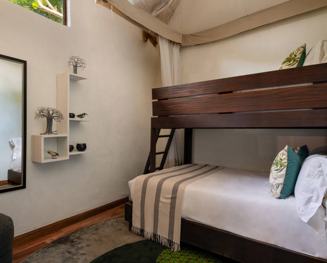 Rock Suite (Second Bedroom - Bunk Room)