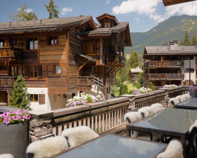 The Lodge - Summer