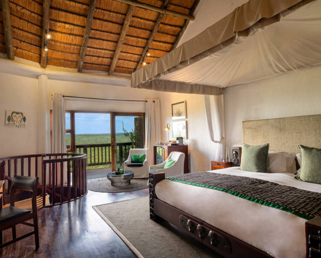 Rock Cliff Room