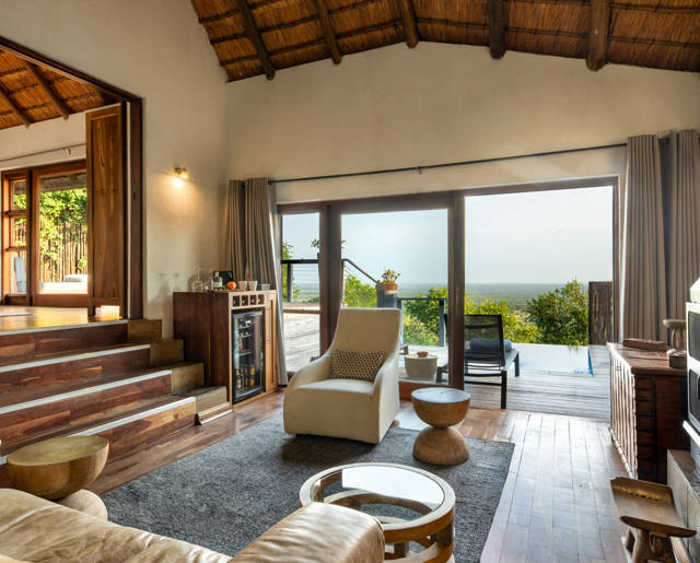 Makwela Dawn Suite